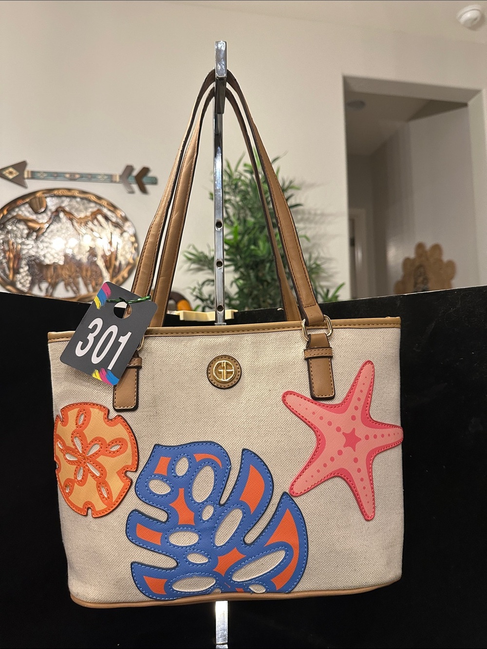Giani Bernini # 301 Tropical Starfish Sand Dollar Linen Tote